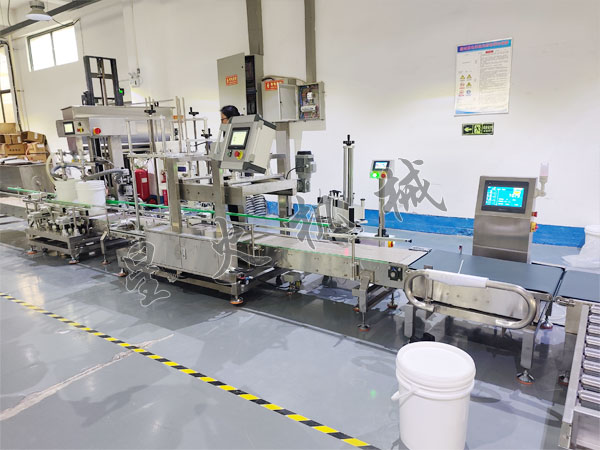 5~30��������Һ����ع�װѹ�ǻ��豸ʵ��ͼ