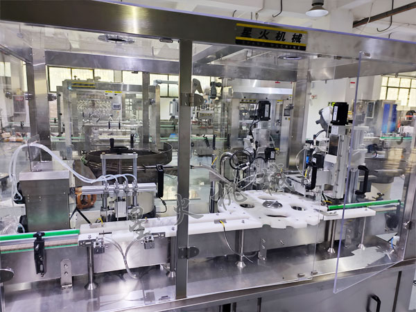 江苏口服液自动灌装旋盖一体机细节